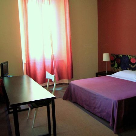B&B Metropolis Livorno Buitenkant foto