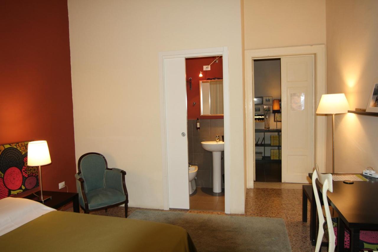 B&B Metropolis Livorno Buitenkant foto